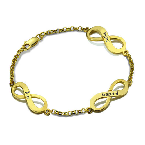 Bracelet prénom Infini 3 pendentifs en plaqué Or 18 carats il est aussi disponible en Argent 925 et en plaqué or rose 18 carats dans notre magasin