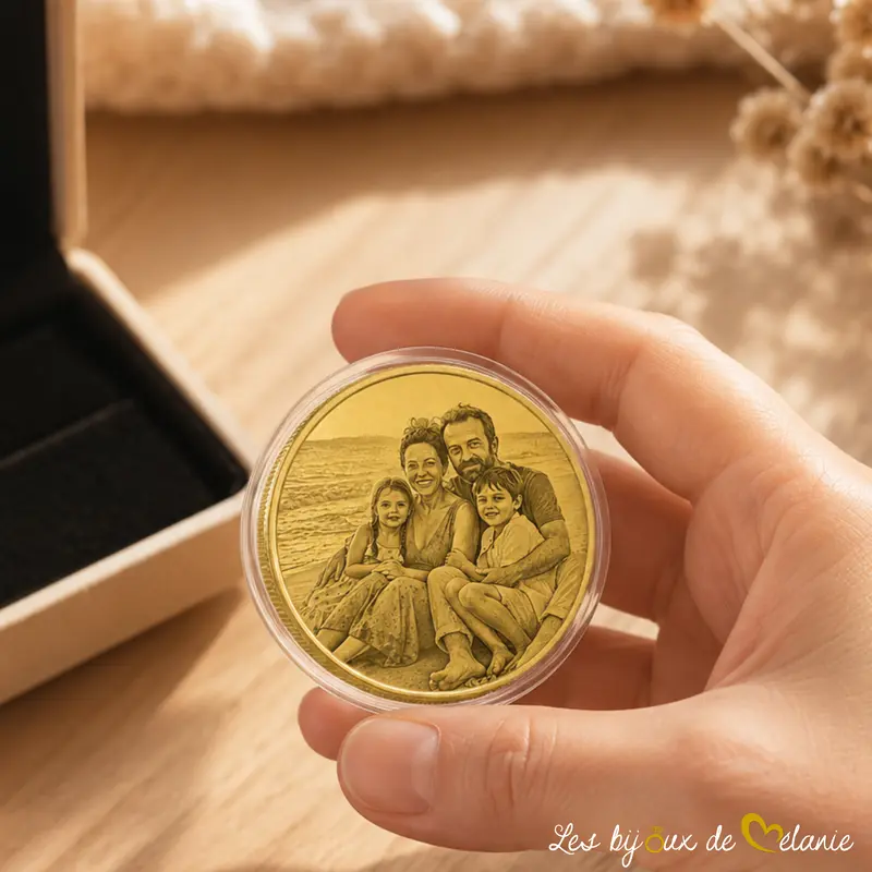 Pièce de monnaie avec Photo gravée Personnalisée - Dorée - Les Bijoux de Mélanie