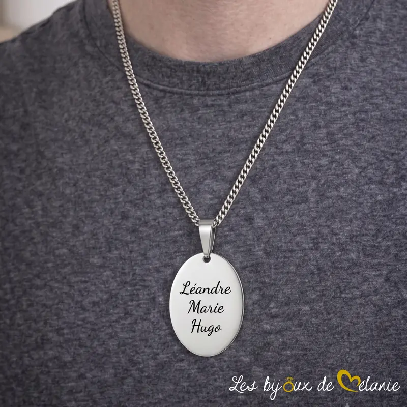 Collier médaille ovale personnalisée avec prénoms - Pour homme - Les Bijoux de Mélanie